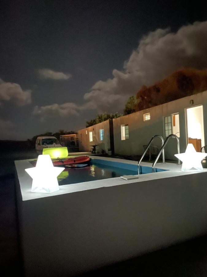 Apartamentos Elena ลาคาเรส ภายนอก รูปภาพ