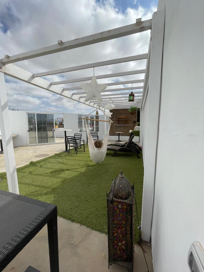 Apartamentos Elena ลาคาเรส ภายนอก รูปภาพ