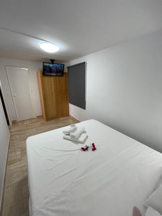 Apartamentos Elena ลาคาเรส ภายนอก รูปภาพ