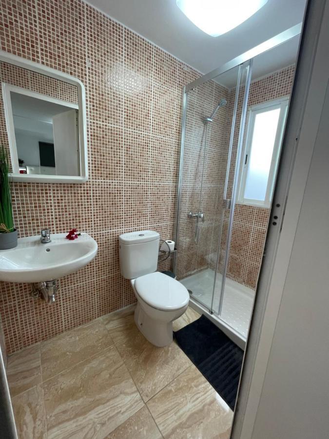 Apartamentos Elena ลาคาเรส ภายนอก รูปภาพ